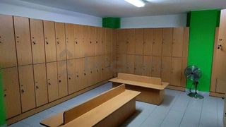 Local comercial en venta en Pilar en Madrid