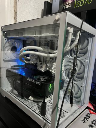 MSI RTX 5070 GAMING TRIO OC 12GB SEMINUEVA!