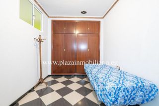 Chalet en venta en Lucena