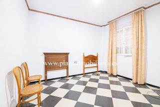 Chalet en venta en Lucena