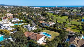 Chalet en alquiler en Los Naranjos - Las Brisas en Marbella