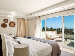 Chalet en alquiler en Los Naranjos - Las Brisas en Marbella