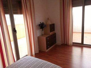 Casa adosada en alquiler en Hermanos Falcó - Sepulcro Bolera en Albacete