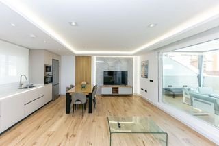 Ático en alquiler en Zona Puerto Deportivo en Fuengirola