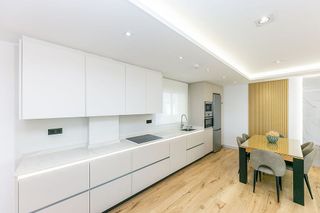 Ático en alquiler en Zona Puerto Deportivo en Fuengirola