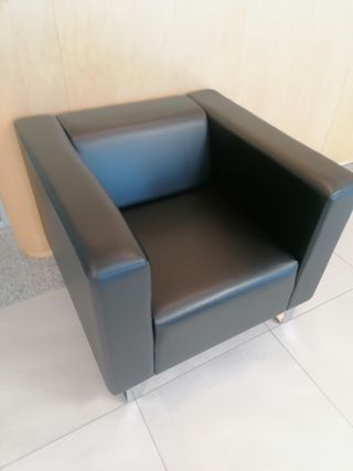 Mueble de oficina madera y blanco