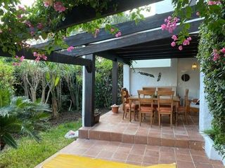 Piso en alquiler en Puerto Banús en Marbella