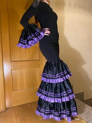 Vestido Flamenco Negro y Morado