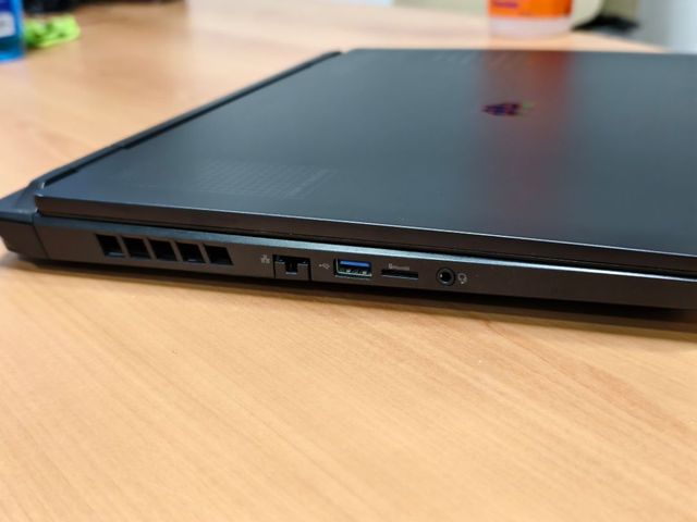 Acer Predator Helios Neo 16 PNH-16-71-76XV