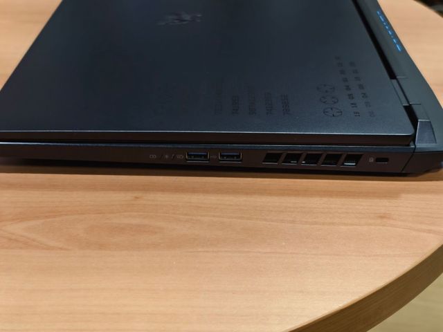 Acer Predator Helios Neo 16 PNH-16-71-76XV