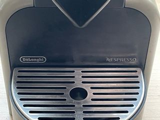 Cafetera Nespresso DeLonghi
