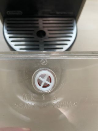 Cafetera Nespresso DeLonghi