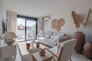 Piso en venta en Nueva Andalucía centro en Marbella