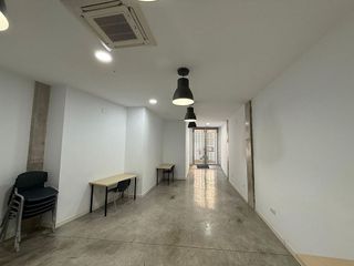Local comercial en alquiler en Ensanche - Diputación en Alicante