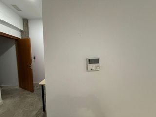 Local comercial en alquiler en Ensanche - Diputación en Alicante