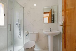 Casa adosada en venta en Ogíjares