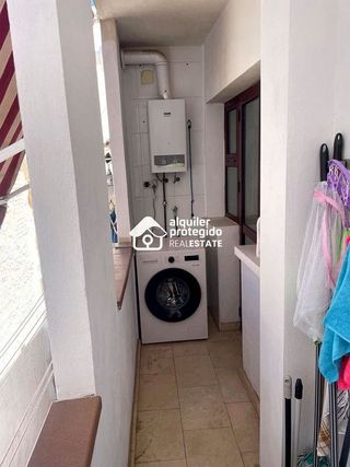 Ático en alquiler en Mercado en Alicante