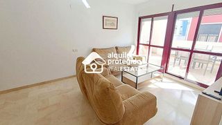 Ático en alquiler en Mercado en Alicante