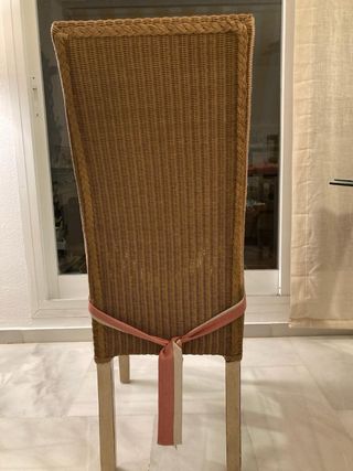 Mesa Comedor Cristal Biselado y 6 Sillas Mimbre