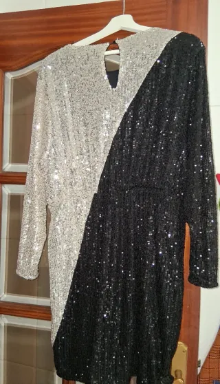 Vestido lentejuelas negro y plateado