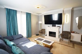 Casa adosada en venta en Los Naranjos - Las Brisas en Marbella