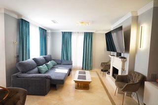 Casa adosada en venta en Los Naranjos - Las Brisas en Marbella