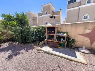 Casa adosada en venta en Altos - La Florida en Orihuela