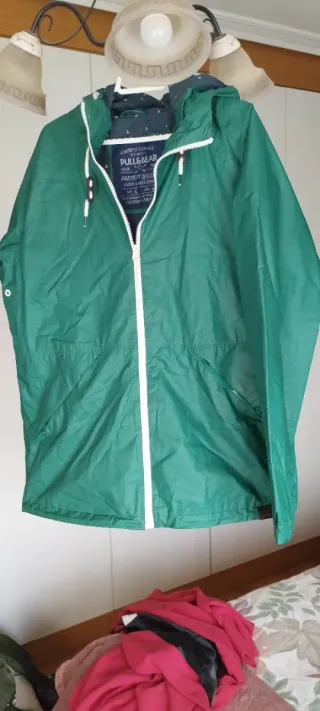 Chaqueta Pull&Bear verde Talla L