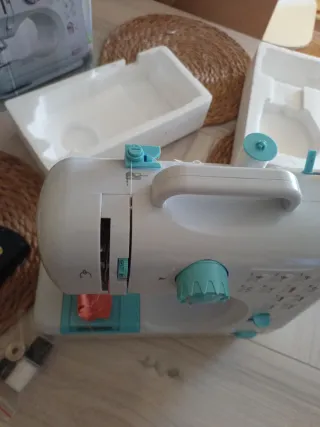 Máquina de coser FHSM-505 nueva