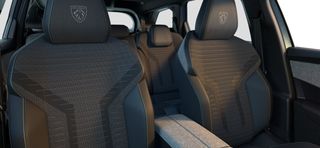 Peugeot 5008 GT HYBRID 145 eDCS6