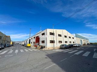 Nave industrial en alquiler en Catral