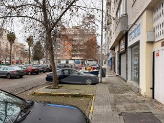 Garaje en alquiler en Huerta Rosales - Valdepasillas en Badajoz