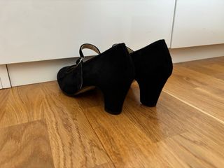 Zapatos de flamenco negros