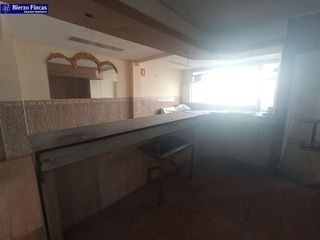 Local comercial en venta en San Mamés - La Palomera en León