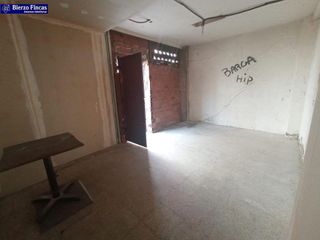 Local comercial en venta en San Mamés - La Palomera en León