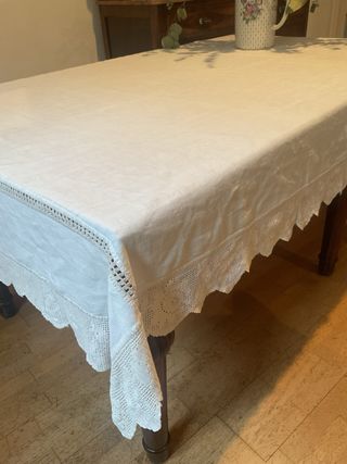 Mantel de lino vintage
