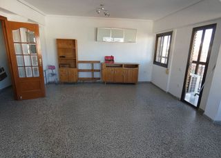 Piso en alquiler en Marxalenes en Valencia