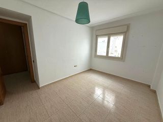 Piso en venta en Ensanche - Diputación en Alicante