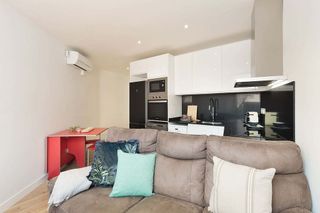 Estudio en alquiler en Sants-Badal en Barcelona