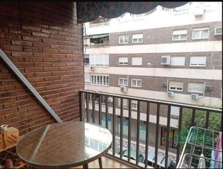 Piso en alquiler en Cervantes en Granada