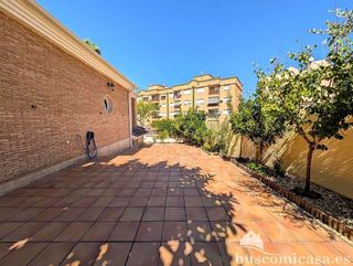 Chalet en venta en Linares