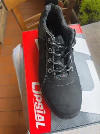 Zapatos de seguridad OPSIAL rojos y blancos