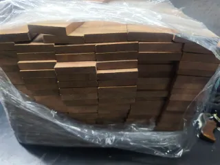 Lote 120 tablillas madera tropical