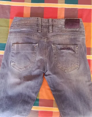 Pantalón vaquero azul mujer