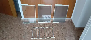 Baldas y rejilla nevera Balay