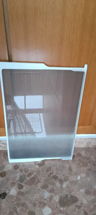 Baldas y rejilla nevera Balay