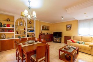 Chalet en venta en Cervantes en Granada