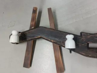 Perchero yugo de madera