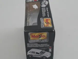 Maisto Chrysler PT Cruiser Kit Metal