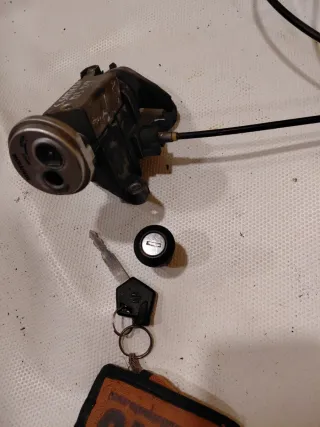 Clausor Suzuki Sixteen 125 (2009)